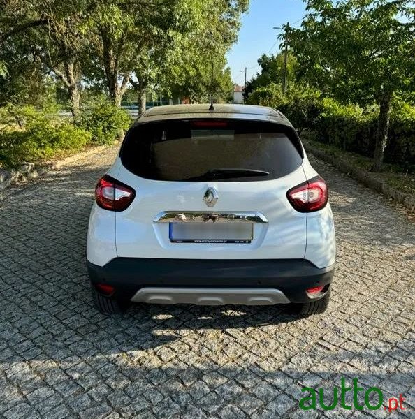 2018' Renault Captur photo #3