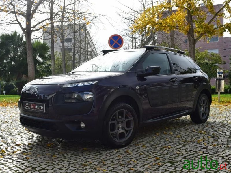 2016' Citroen C4 Cactus photo #1