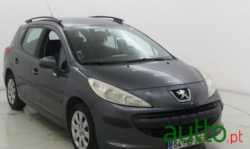 2008' Peugeot 207 Sw photo #3