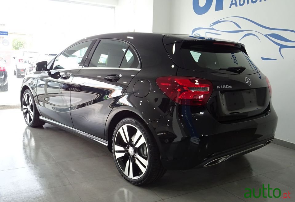 2017' Mercedes-Benz A-180 photo #3