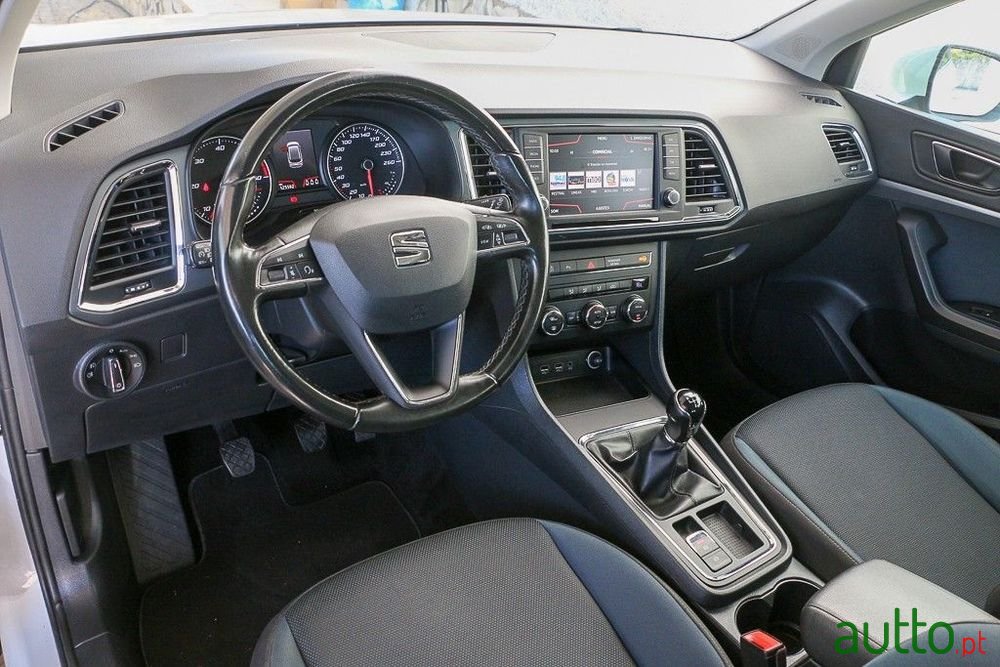 2019' SEAT Ateca 1.6 Tdi Xcellence photo #2