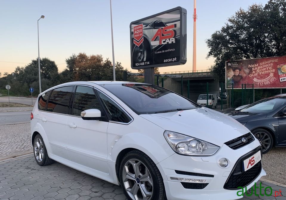 2014' Ford S-Max photo #1