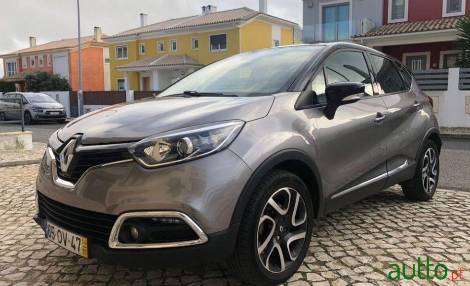 2014' Renault Captur photo #1