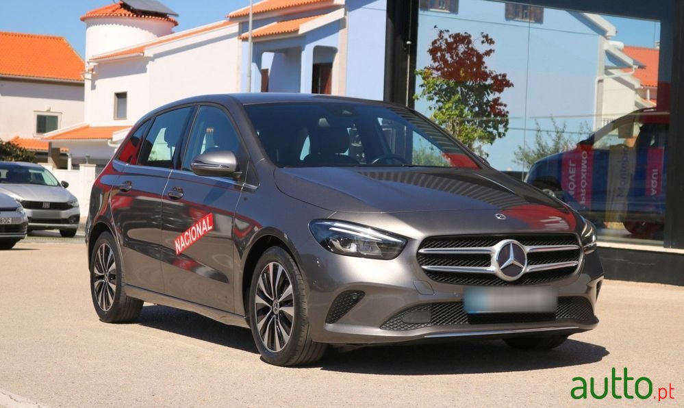 2022' Mercedes-Benz Classe B D Style photo #1
