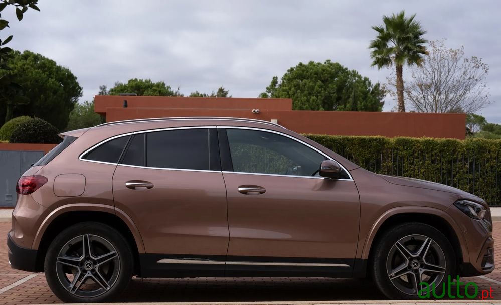 2023' Mercedes-Benz Classe Gla photo #6