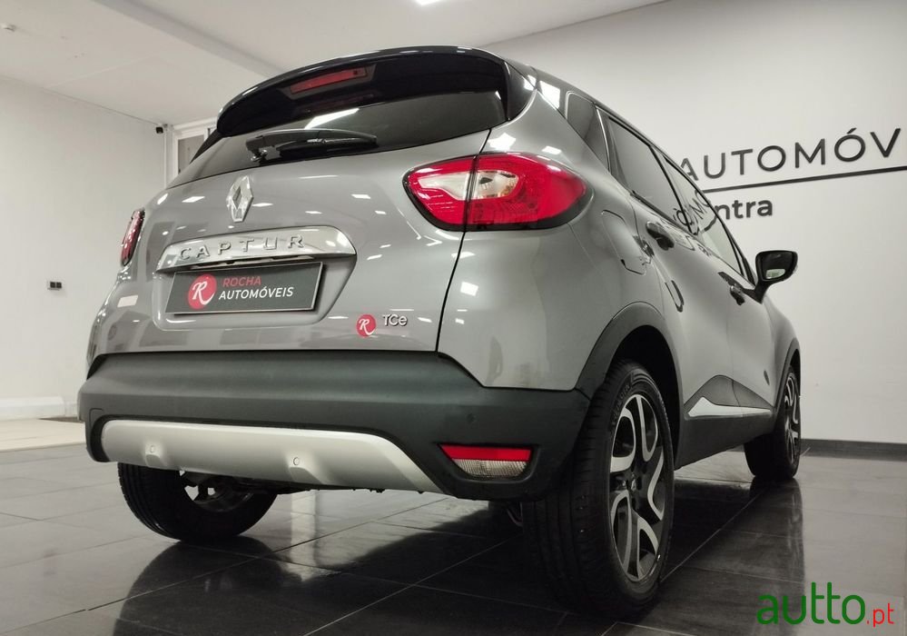 2016' Renault Captur 0.9 Tce Exclusive photo #6