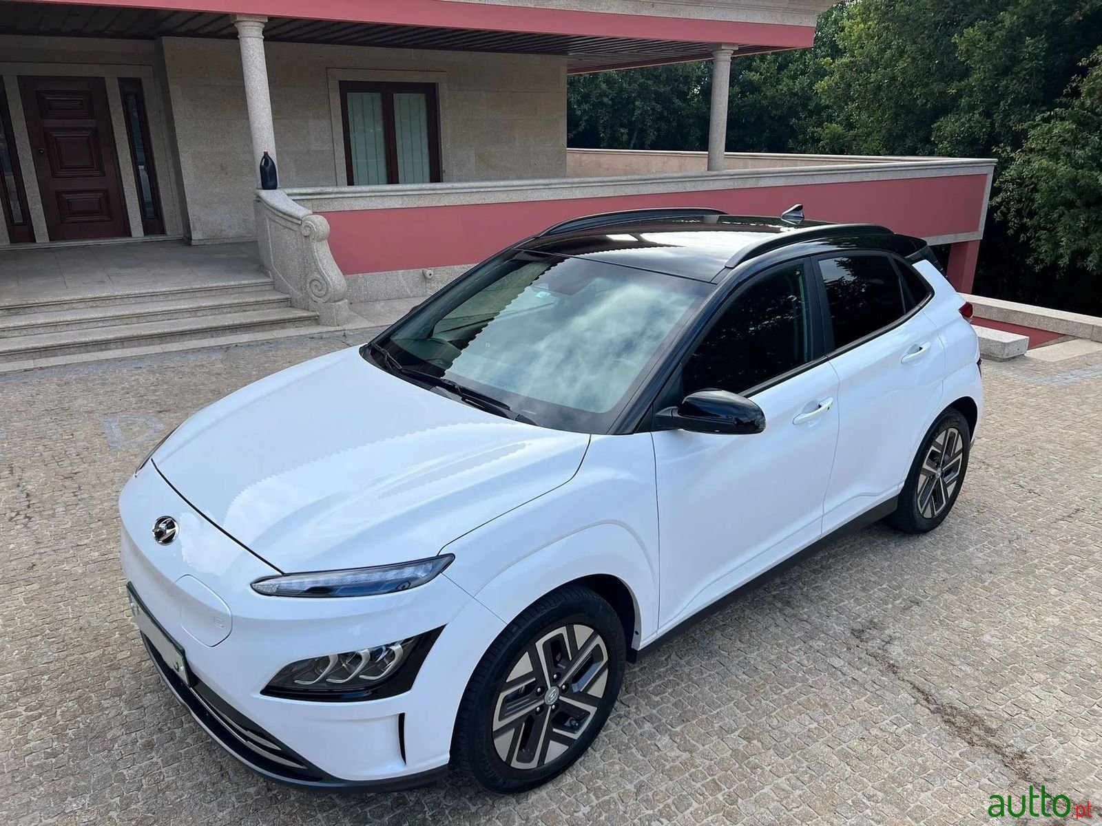 2021' Hyundai Kauai photo #1