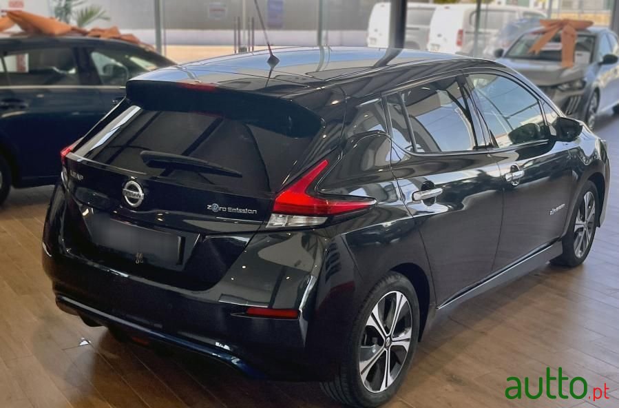 2018' Nissan Leaf 40 Kwh Tekna photo #4