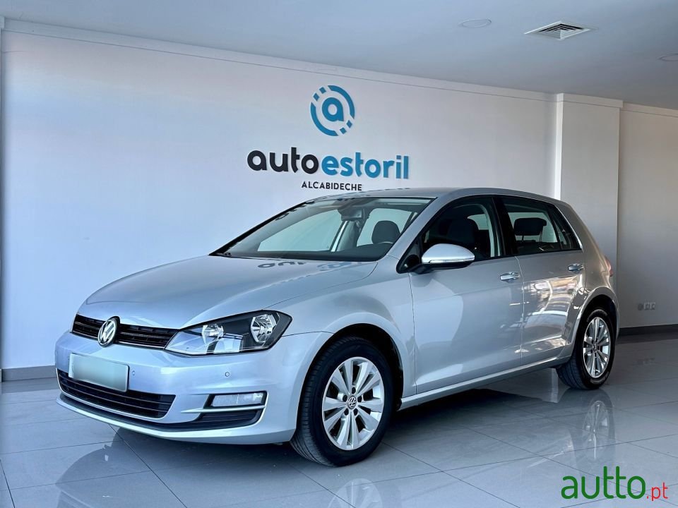 2016' Volkswagen Golf photo #1