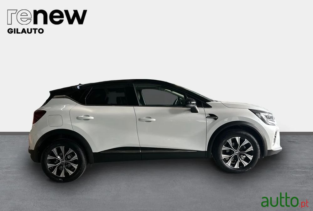 2022' Renault Captur photo #4