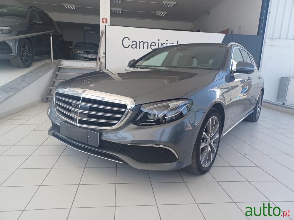 2019' Mercedes-Benz E-300 photo #3