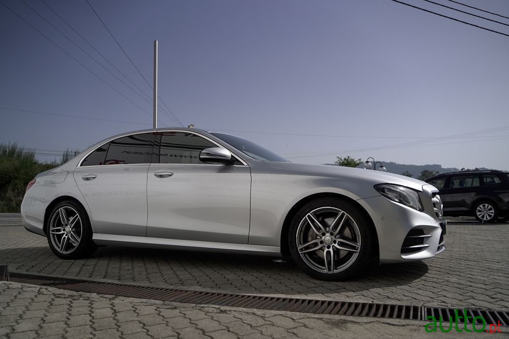 2017' Mercedes-Benz E-220 photo #4