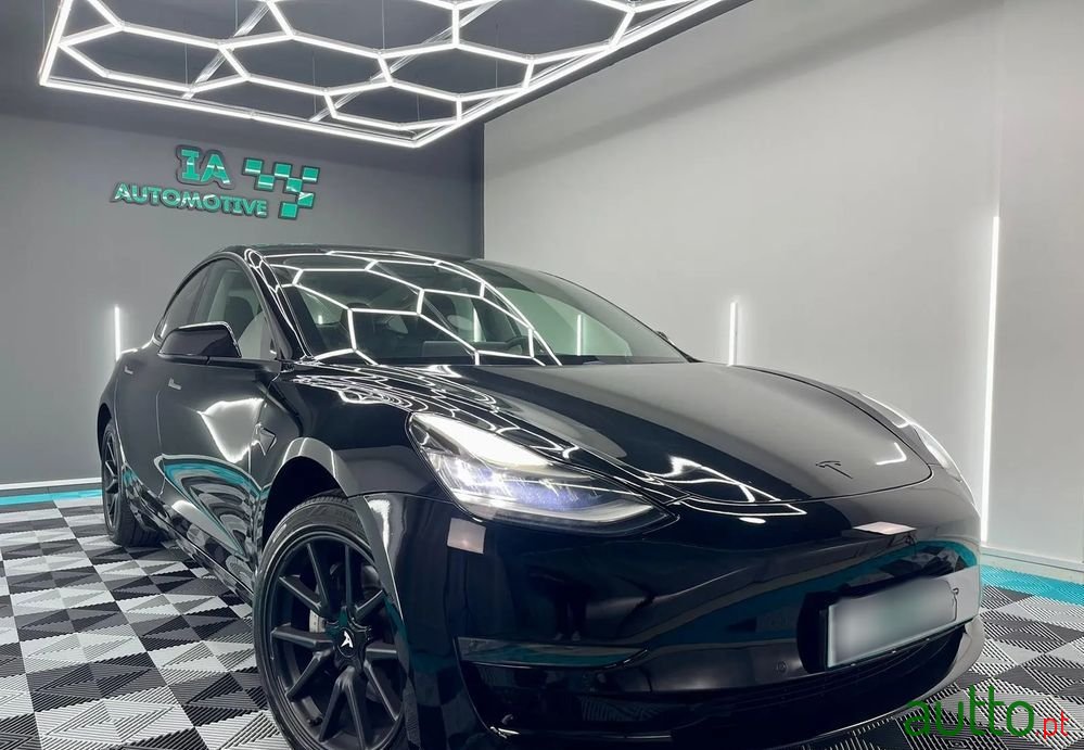2019' Tesla Model 3 photo #4