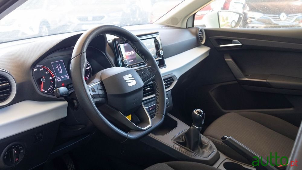 2022' SEAT Ibiza 1.0 Style photo #6