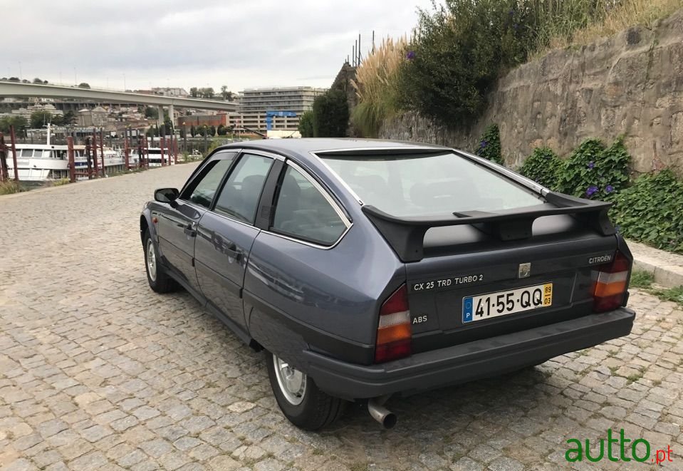 1989' Citroen CX photo #5