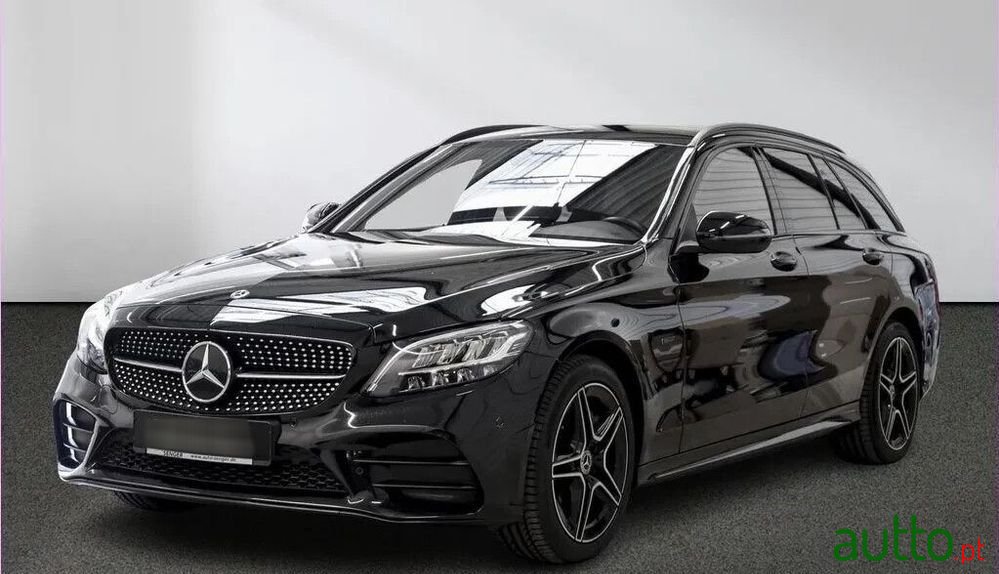 2021' Mercedes-Benz Classe C photo #1