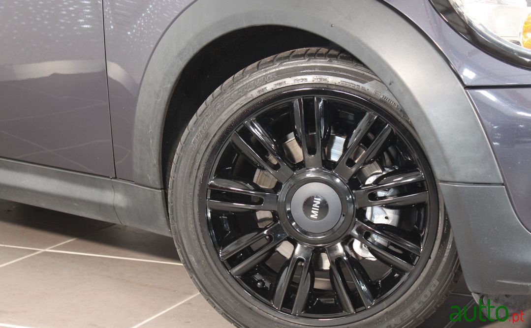 2013' MINI Clubman photo #6