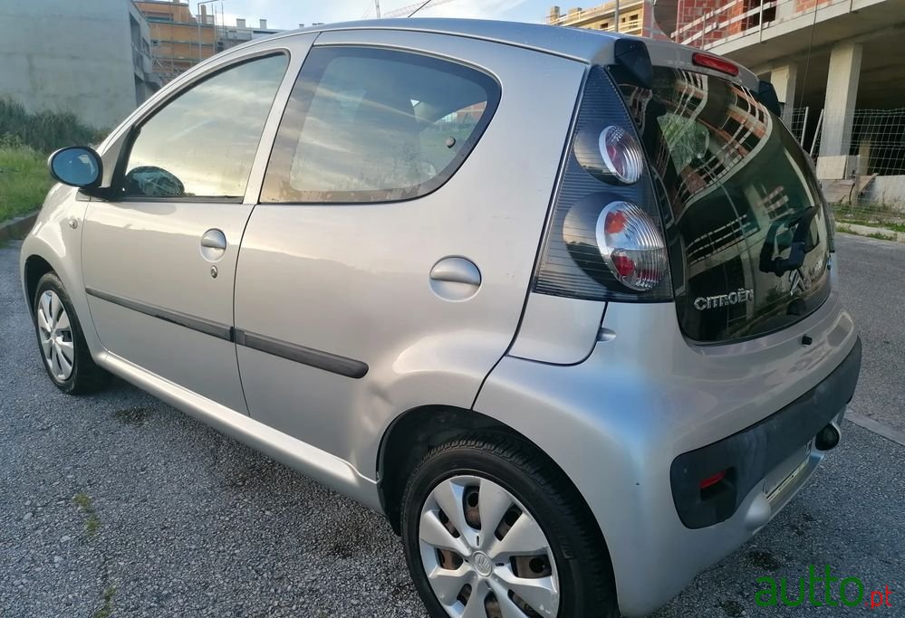 2011' Citroen C1 1.0 Attraction photo #2