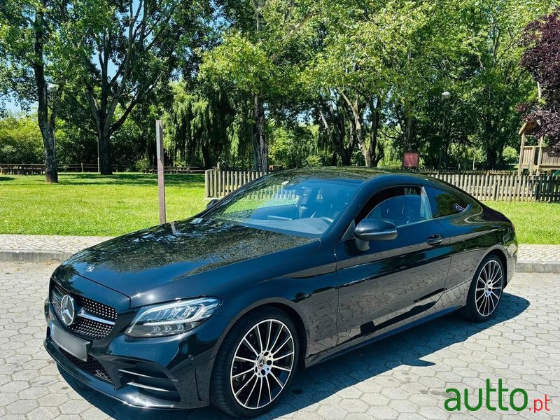 2020' Mercedes-Benz Classe C D Amg Line photo #2