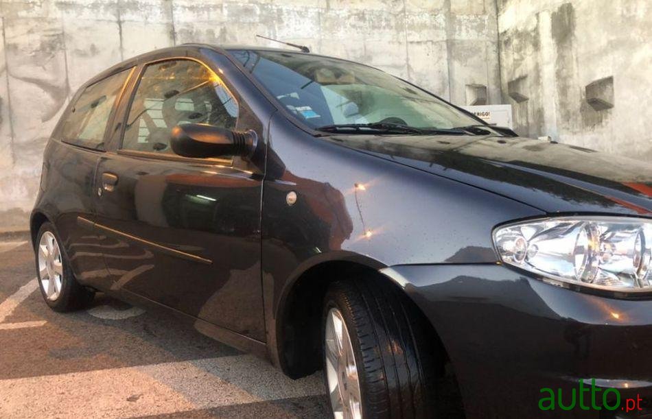 2004' Fiat Punto 1.3 Multijet photo #1