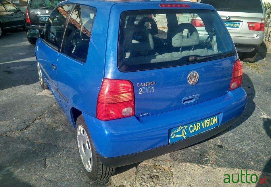 2002' Volkswagen Multivan photo #2