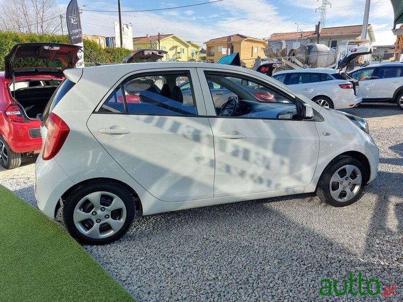 2015' Kia Picanto 1.0 Cvvt More Gpl photo #6