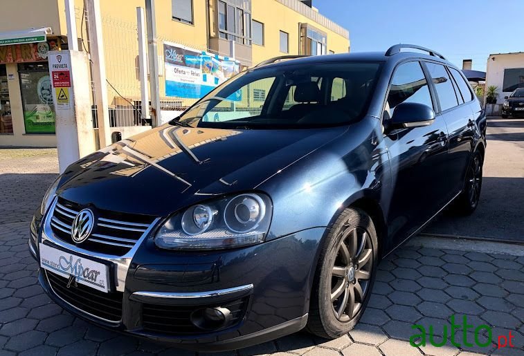 2007' Volkswagen Golf photo #1