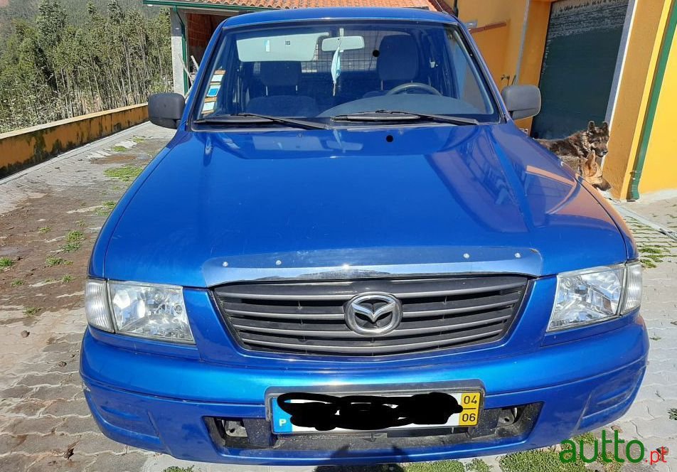 2004' Mazda B2500 photo #4