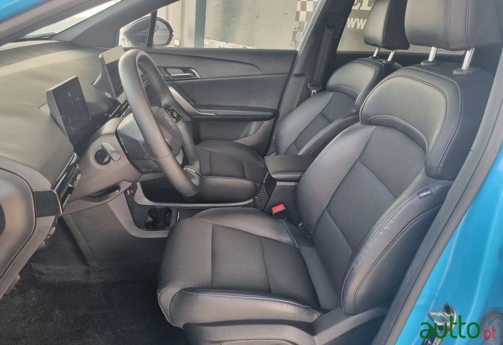 2024' MG MG4 4 Luxury 64 Kwh photo #3