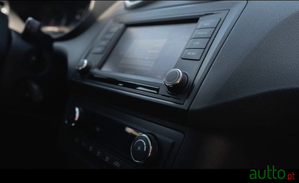 2017' SEAT Ibiza Sc 1.0 Ecotsi Fr photo #3