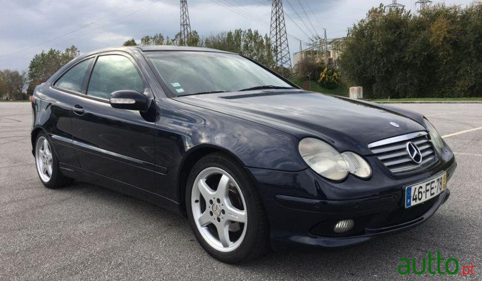2002' Mercedes-Benz C-230 Coupe photo #1