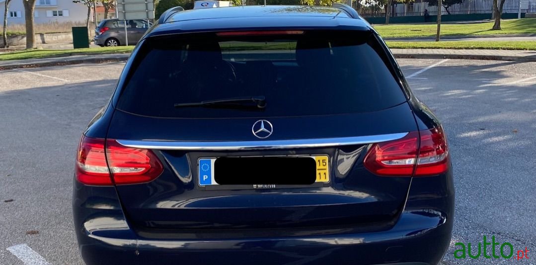 2015' Mercedes-Benz C-200 photo #5