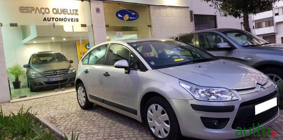 2009' Citroen C4 1.6 Hdi Exclusive photo #2