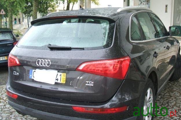 2010' Audi Q5 photo #3