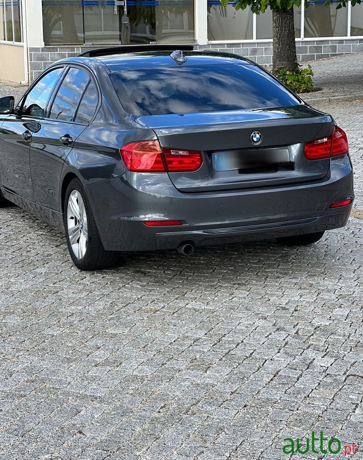 2012' BMW 320 D Aut. Sport Line photo #3