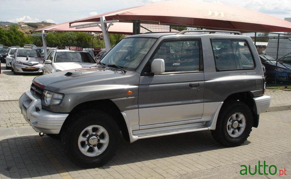 1998' Mitsubishi Pajero 2.8 Td Gls Abs photo #2