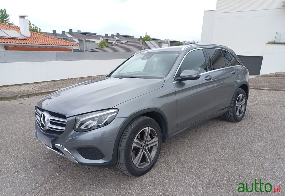 2017' Mercedes-Benz GLC 250 photo #1