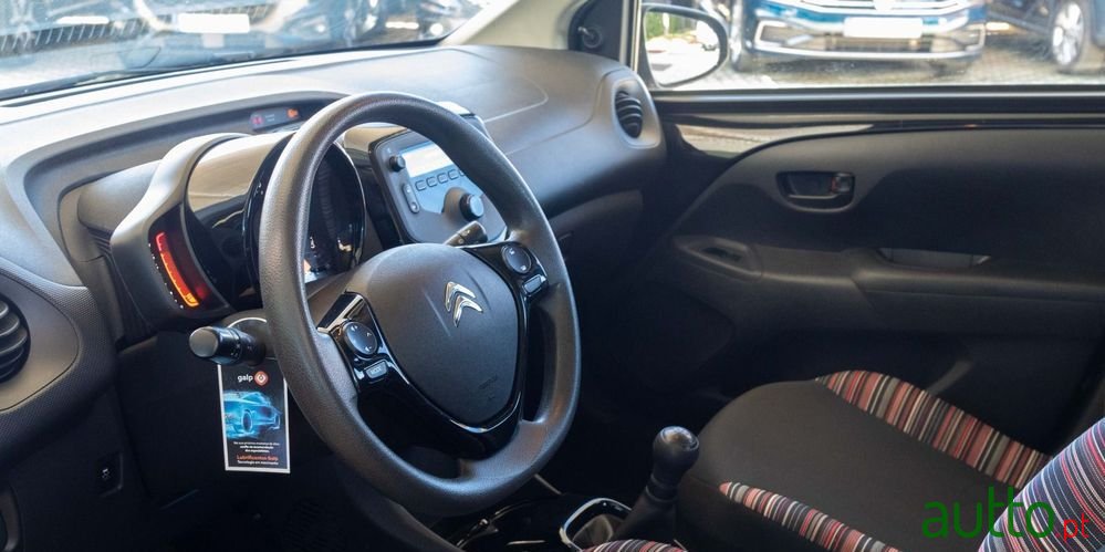 2021' Citroen C1 1.0 Vti Feel photo #4