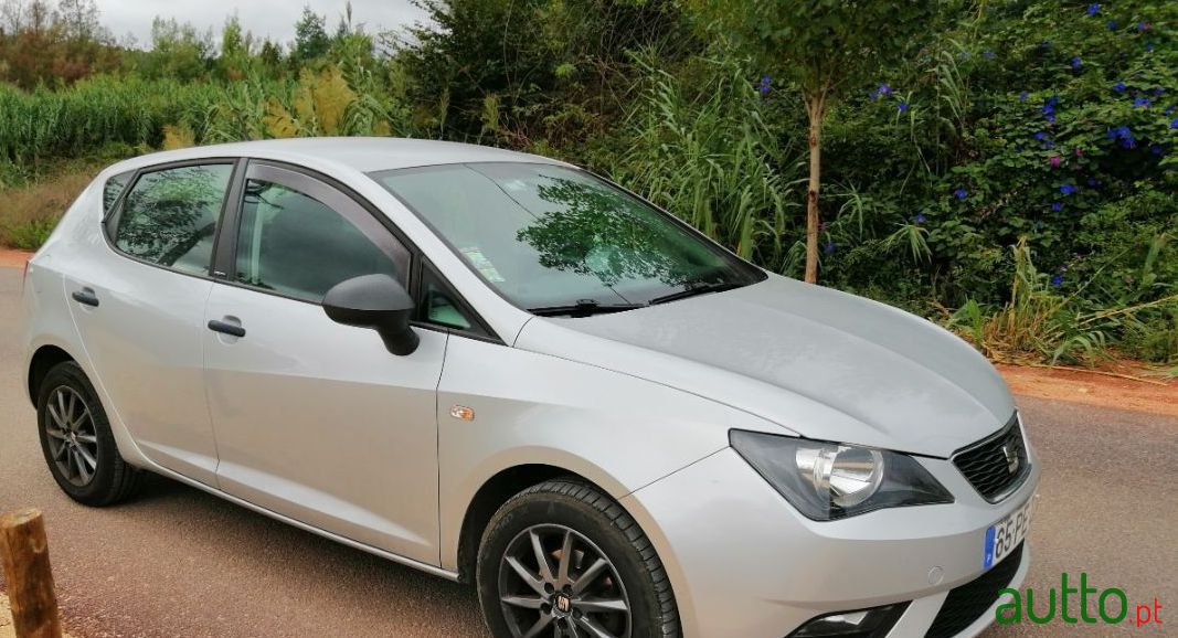 2014' SEAT Ibiza photo #3
