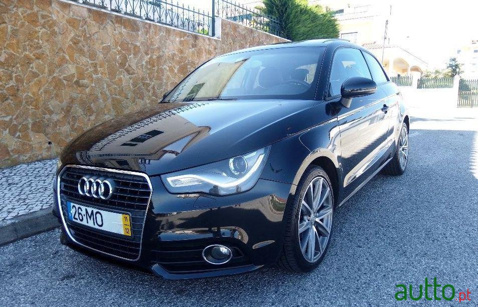 2011' Audi A1 photo #2