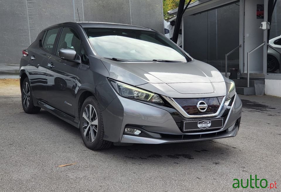 2018' Nissan Leaf photo #3