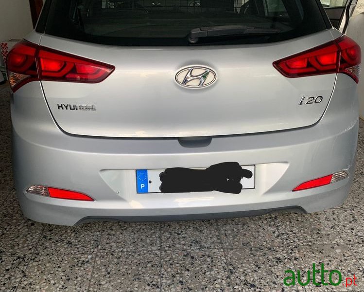 2017' Hyundai i20 1.1 Crdi Access photo #5