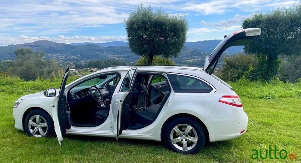 2015' Peugeot 508 Sw photo #5