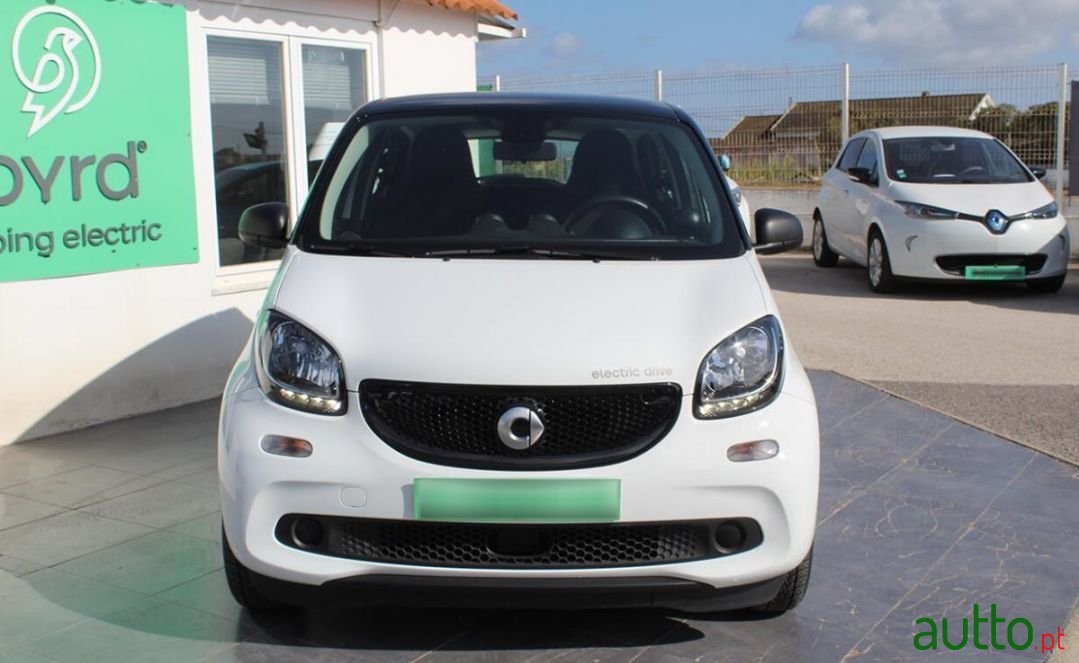 2018' Smart Forfour photo #3