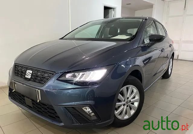 2022' SEAT Ibiza photo #1