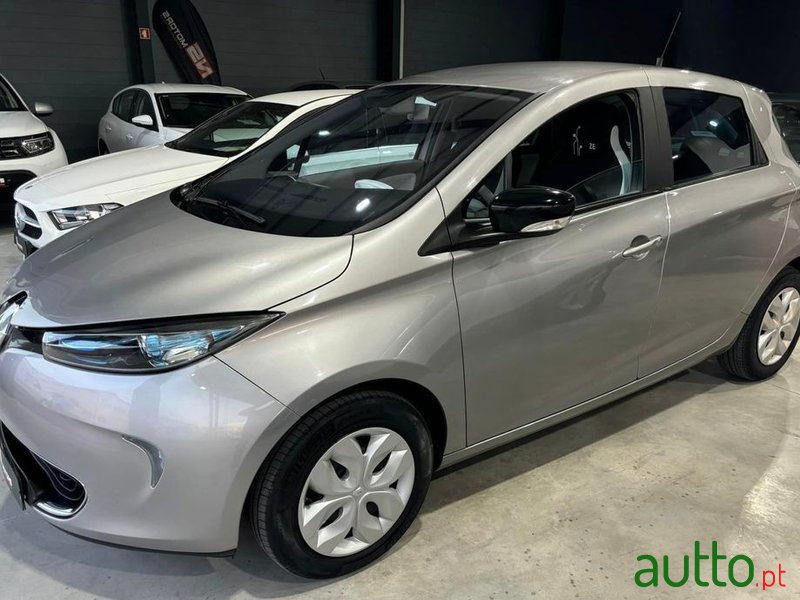 2014' Renault Zoe photo #3