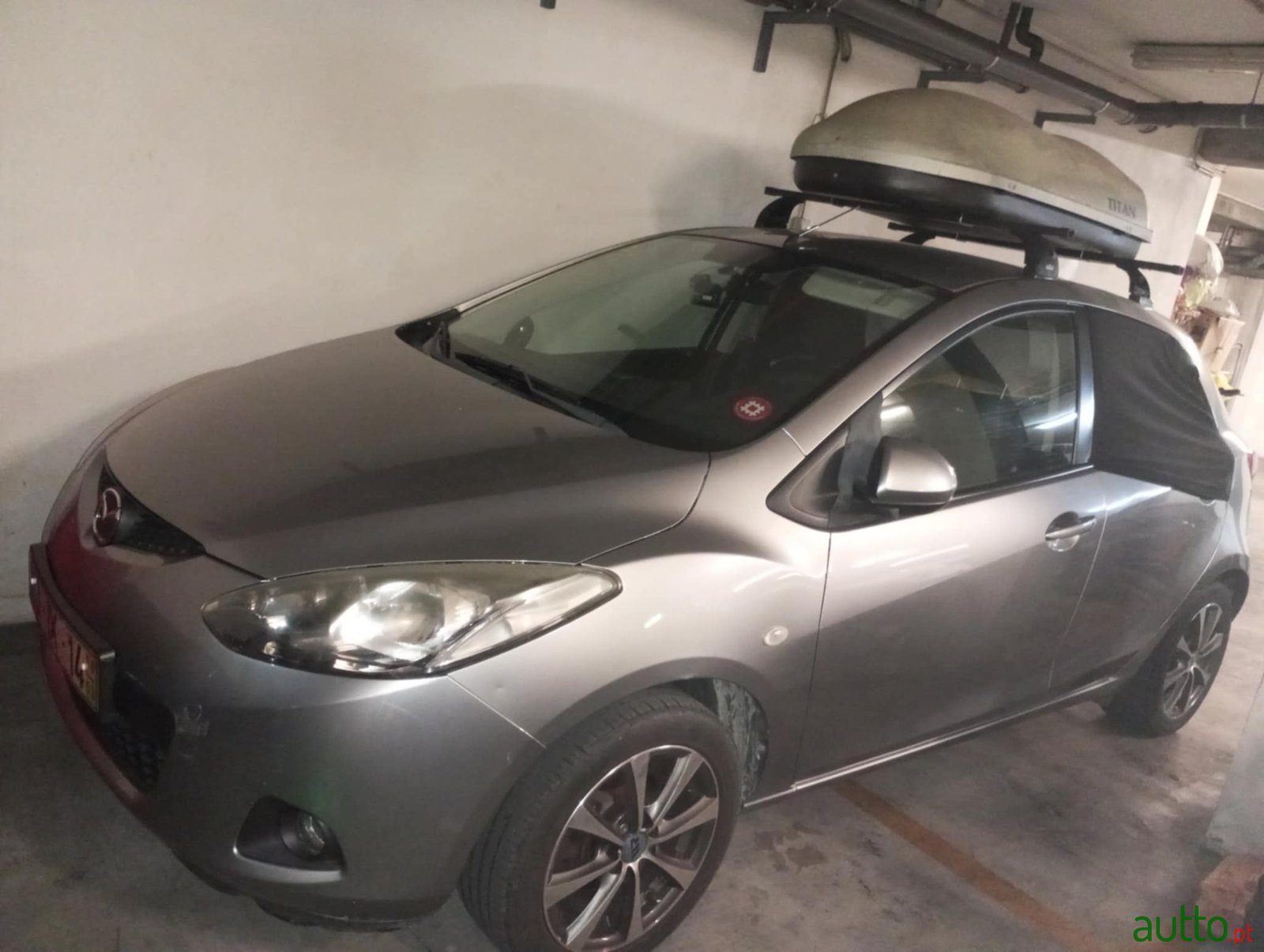 2010' Mazda 2 photo #3