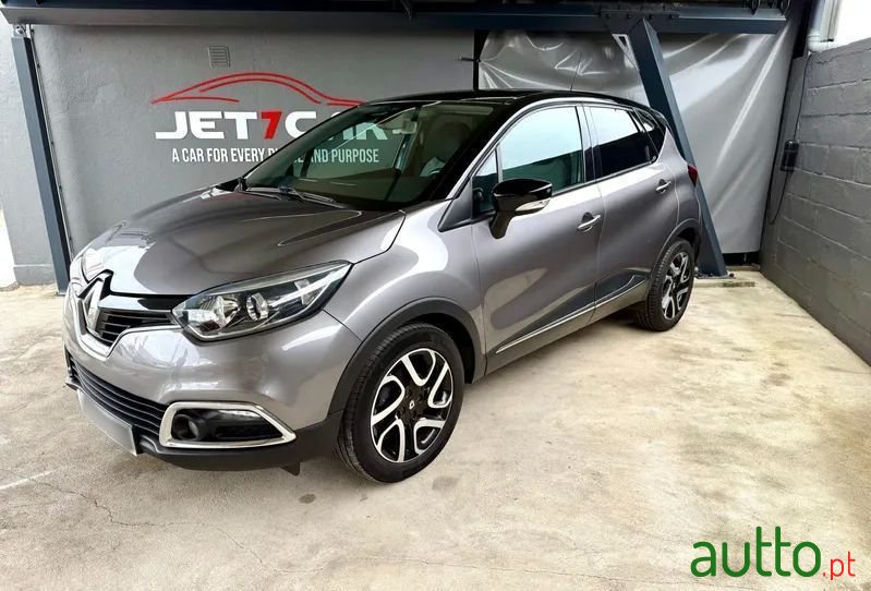 2014' Renault Captur photo #2