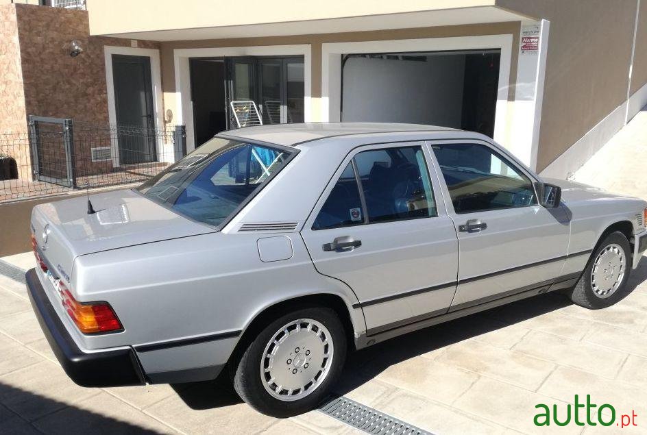 1987' Mercedes-Benz 190 D 2.5 Turbo photo #1