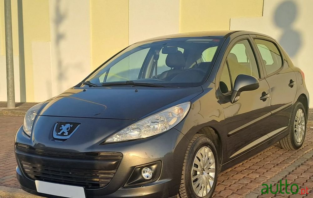 2010' Peugeot 207 1.4 16V Active photo #6
